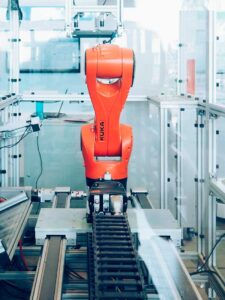 Robot Fabrik - KUKA: Bau einer webbasierten Applikation zur Robotermodell-Auswahl