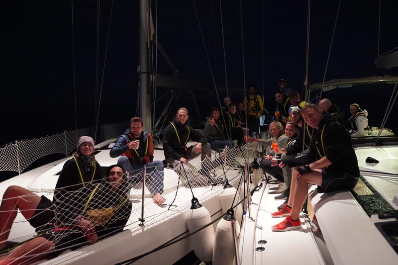 Boot to boot with Crew at night - Sailing Challenge: We are one MaibornWolff