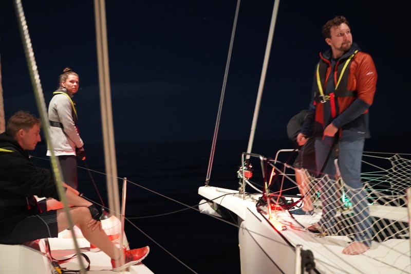 Boot to boot with Crew at night 2 - Sailing Challenge: We are one MaibornWolff
